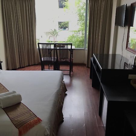 The Imperial Home Hotel Pak Kret Exterior photo