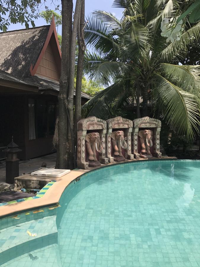 The Imperial Home Hotel Pak Kret Exterior photo