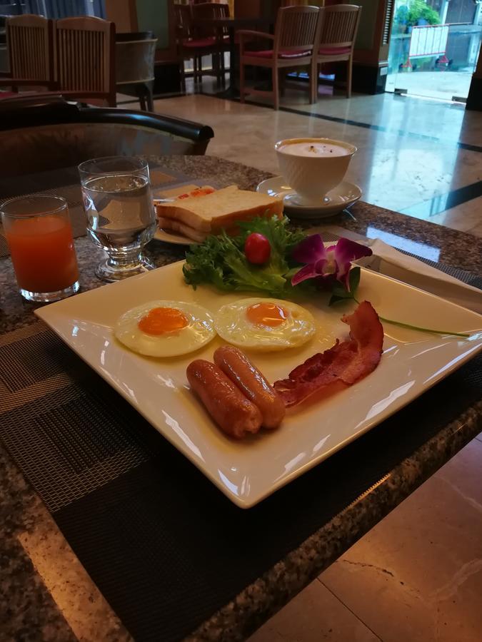 The Imperial Home Hotel Pak Kret Exterior photo