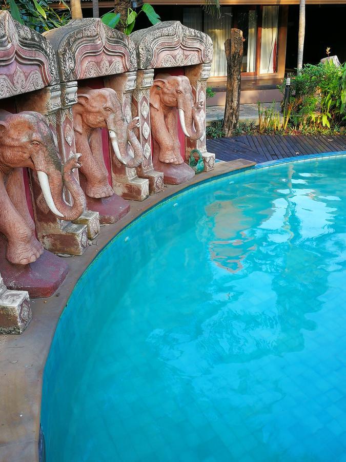 The Imperial Home Hotel Pak Kret Exterior photo